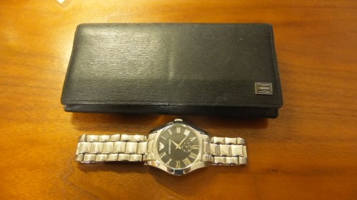 腕時計と財布