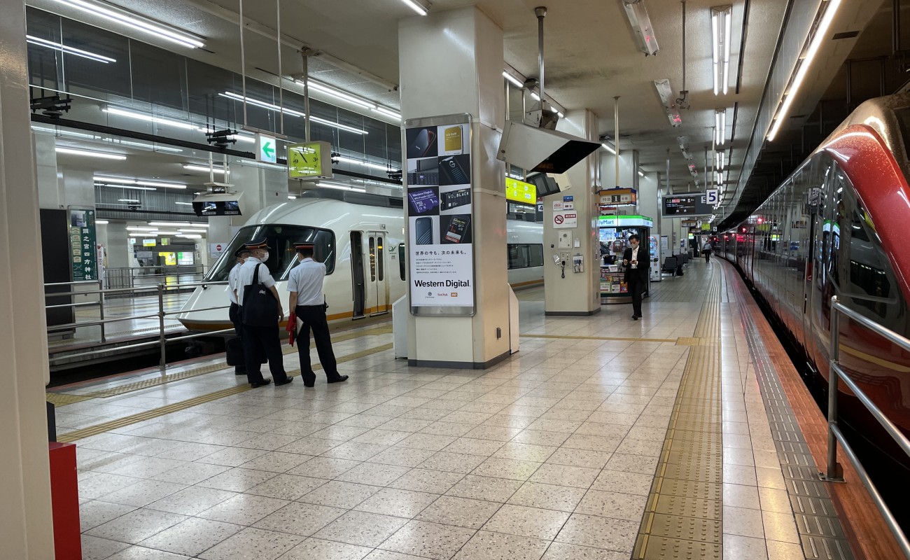 鉄道業界の参考画像